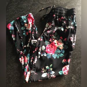 Small straight leg floral Express pants